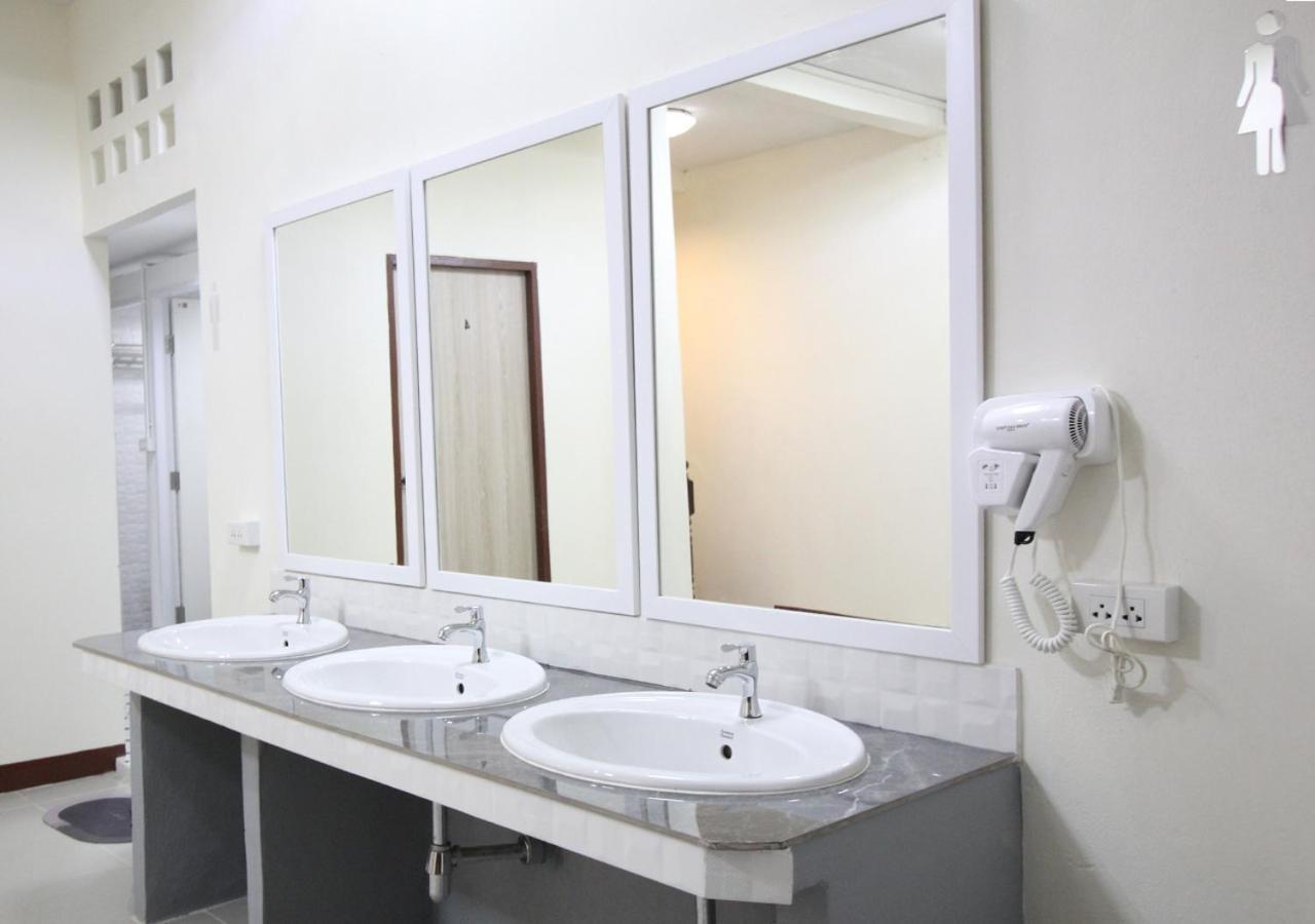 Chaiwat Hostel Bangkok Eksteriør bilde