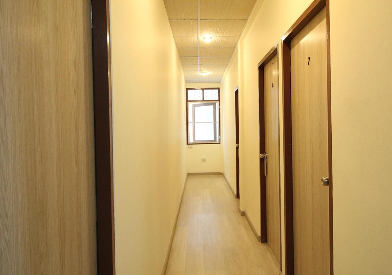 Chaiwat Hostel Bangkok Eksteriør bilde