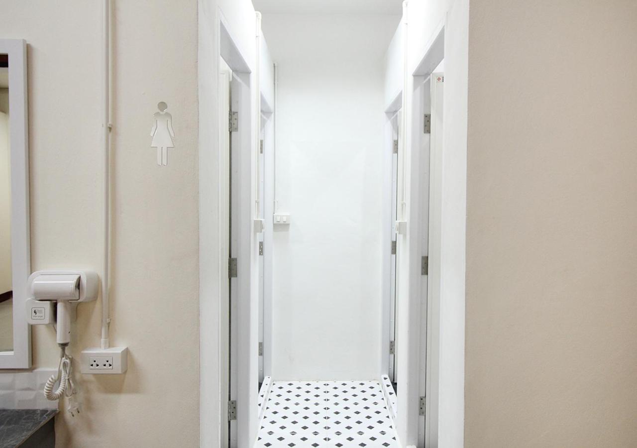 Chaiwat Hostel Bangkok Eksteriør bilde