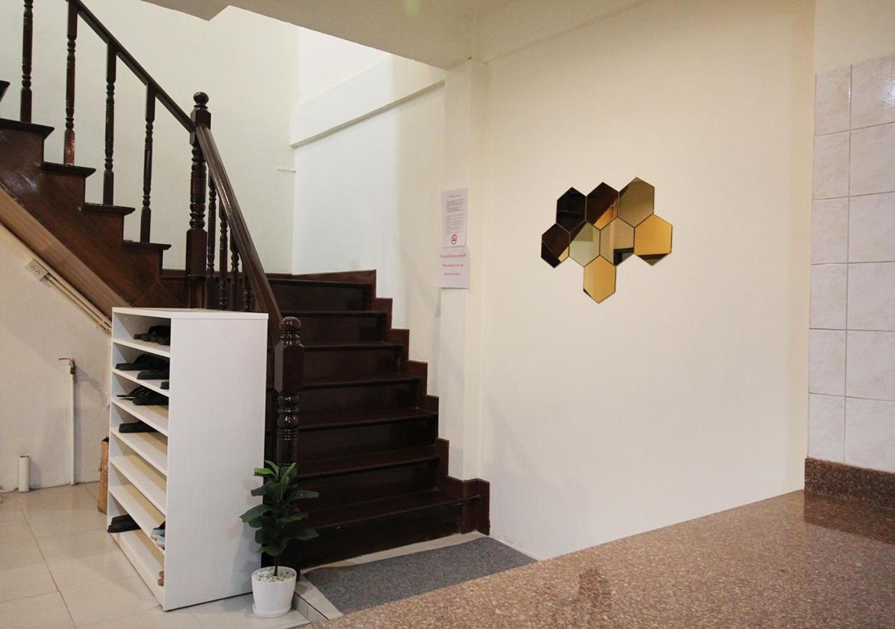 Chaiwat Hostel Bangkok Eksteriør bilde