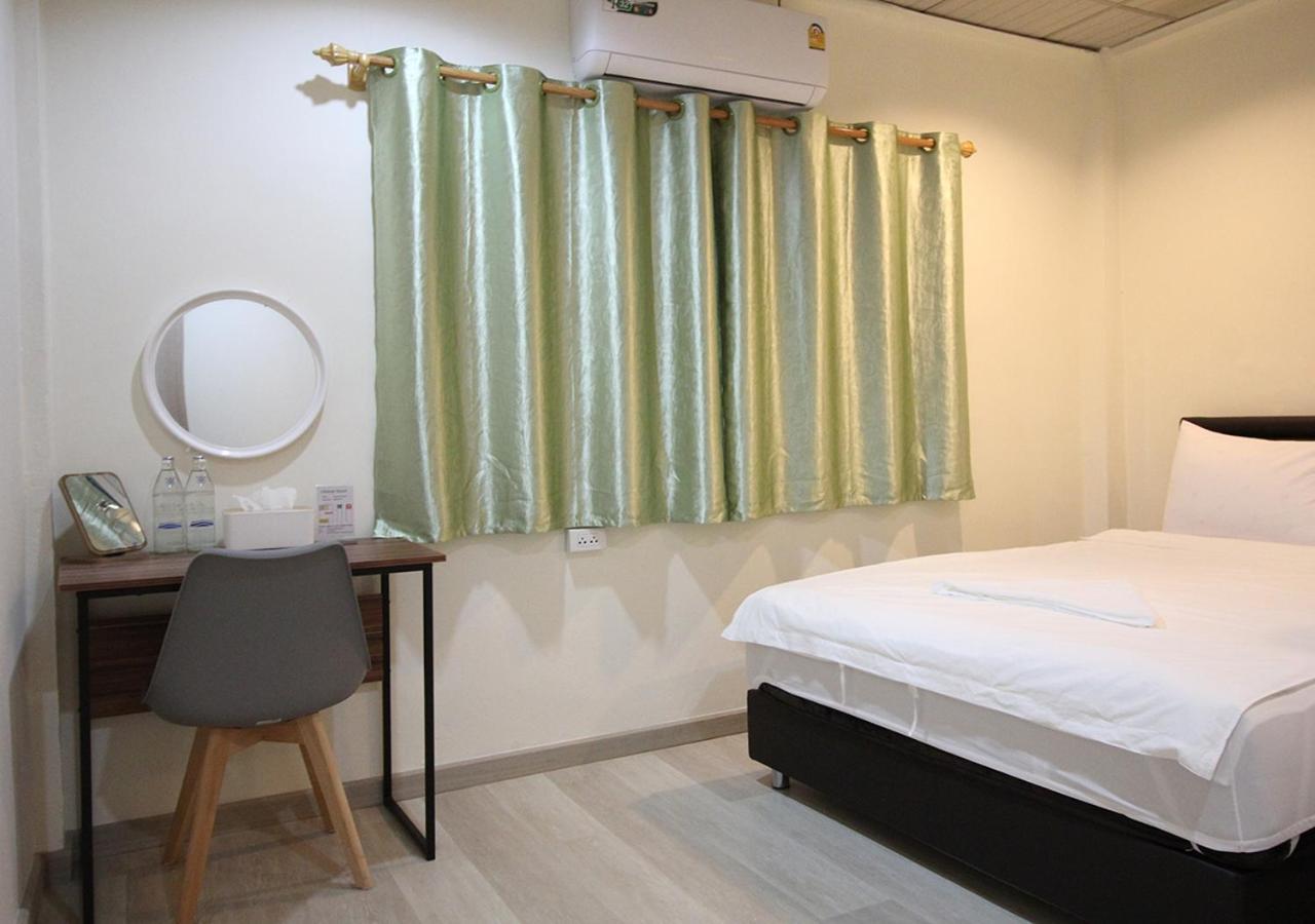Chaiwat Hostel Bangkok Eksteriør bilde