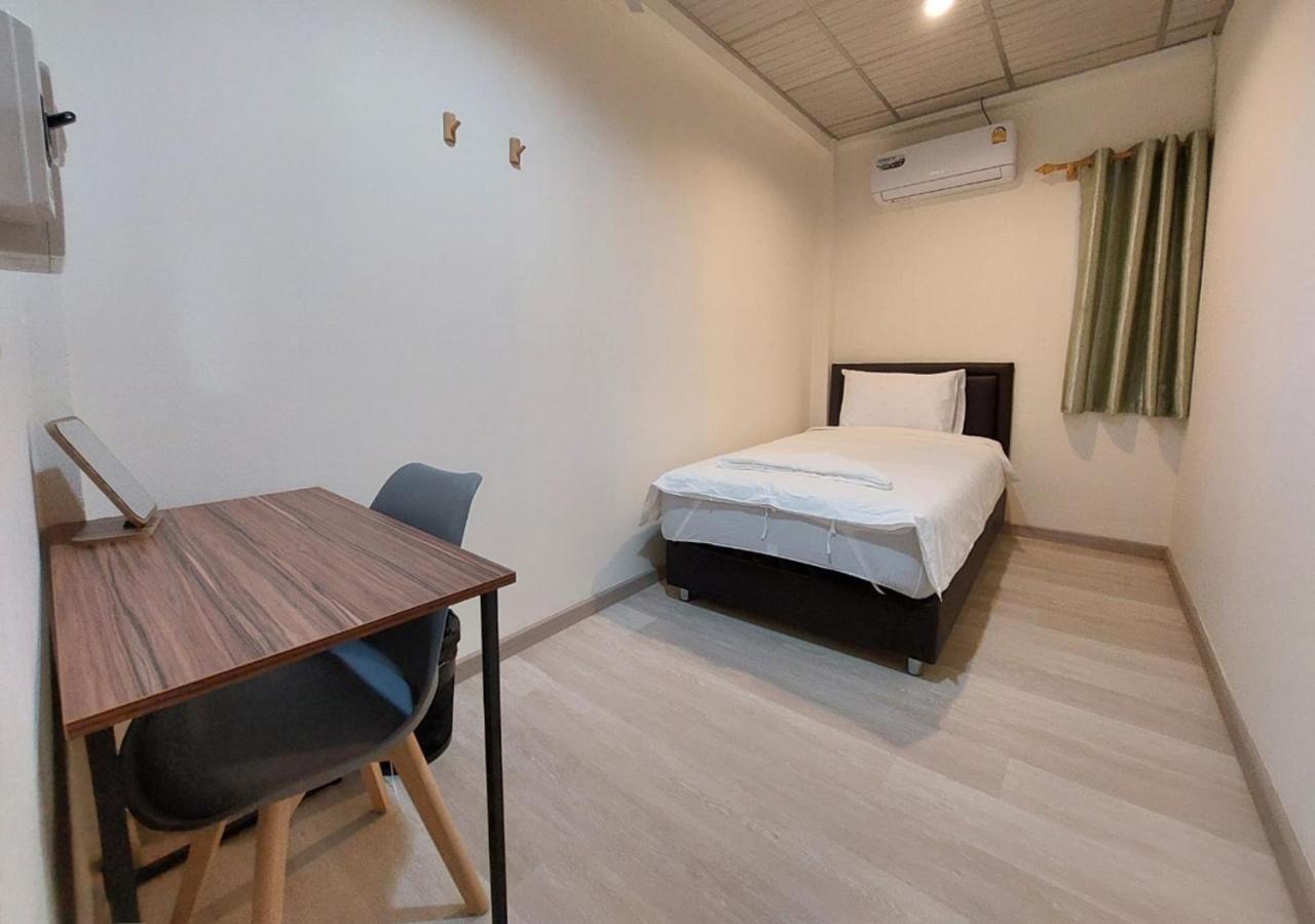 Chaiwat Hostel Bangkok Eksteriør bilde