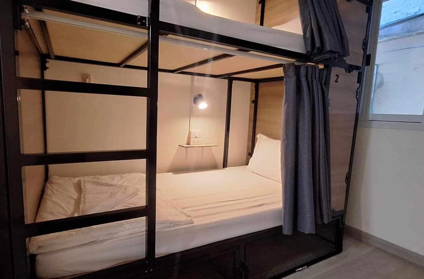 Chaiwat Hostel Bangkok Eksteriør bilde
